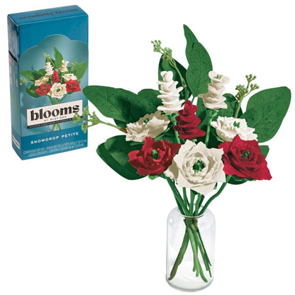 ACD Distribution, LLC Play Dough Play-Doh: Blooms: Snowdrop Petite Bouquet