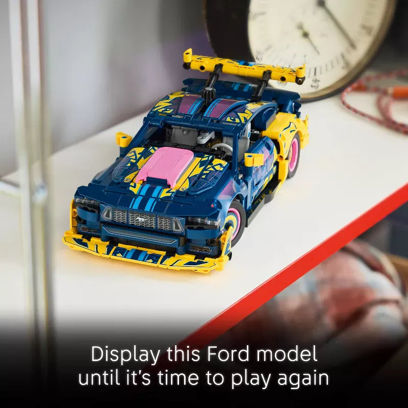 LEGO LEGO Technic 42236 Technic: Custom Garage Ford Mustang G