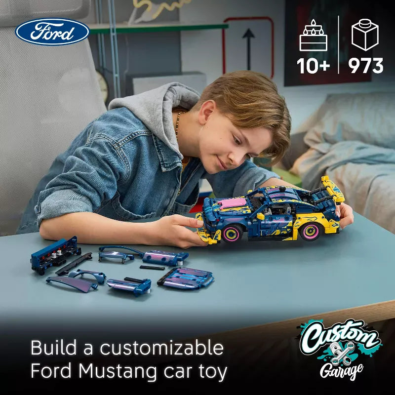 LEGO LEGO Technic 42236 Technic: Custom Garage Ford Mustang G
