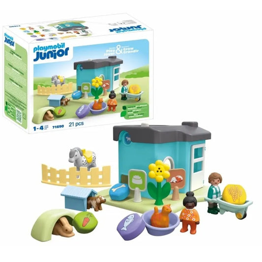 Playmobil Playmobil Junior 71690 Junior: Animal Home with Treat Dispenser