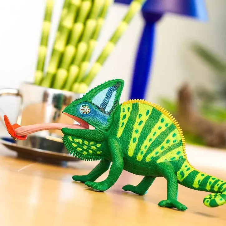 Safari Ltd Miniature Reptiles 267829 Veiled Chameleon