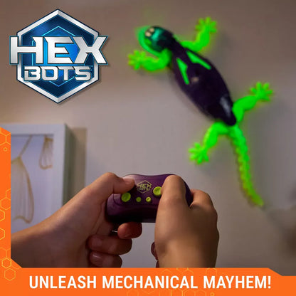 Spin Master Remote Controlled Toys Hex Bots: Glow-in-the-Dark Wall Crawler Gecko (Boxed)