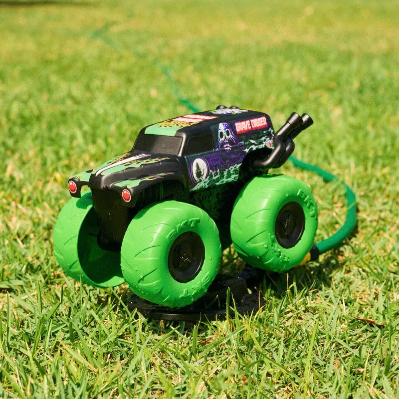 Spin Master Water Toys Monster Jam Grave Digger Wild Whippin' Sprinkler